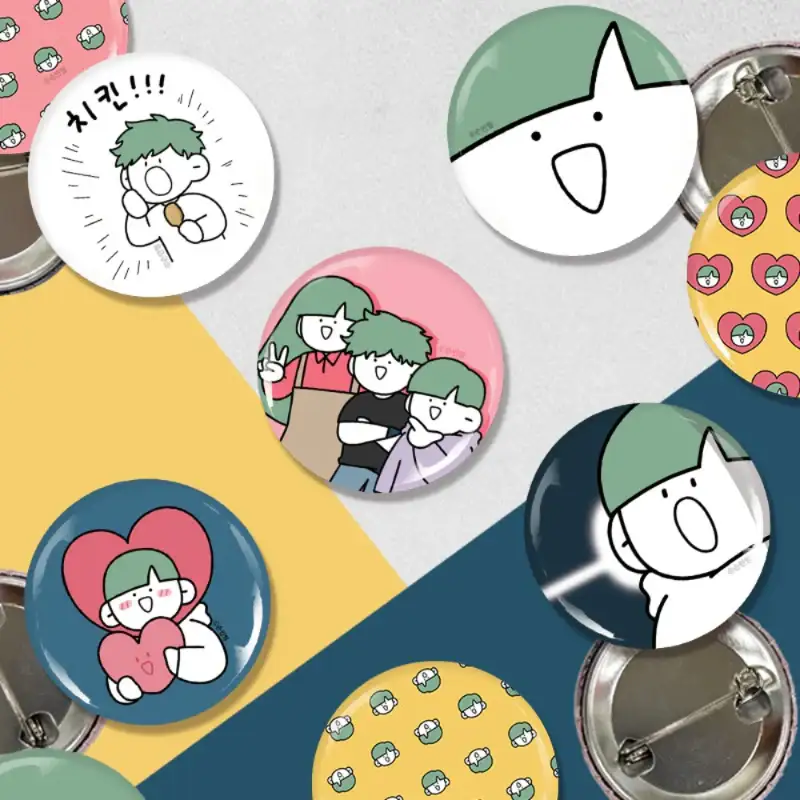 A Very Ordinary Life - Pin Button