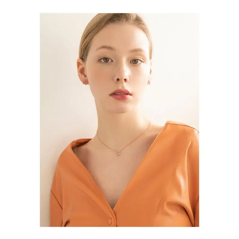 Bloom x Dewey Desert - Pearl Heart Silver Earring - Image 3