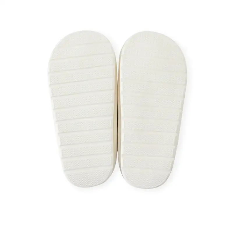 BT21 - Minini Big Face Boucle Slippers - Image 23