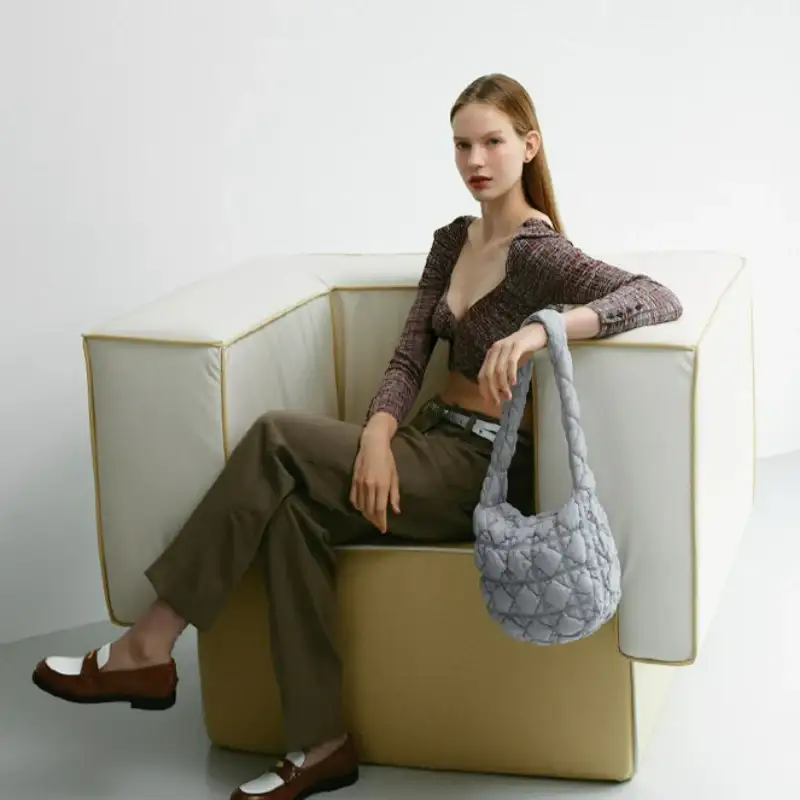 Carlyn - Soft M - Image 3
