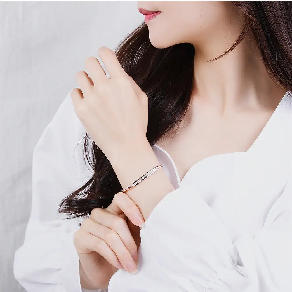 CLUE - Simply Best Silver Bracelet - Image 5
