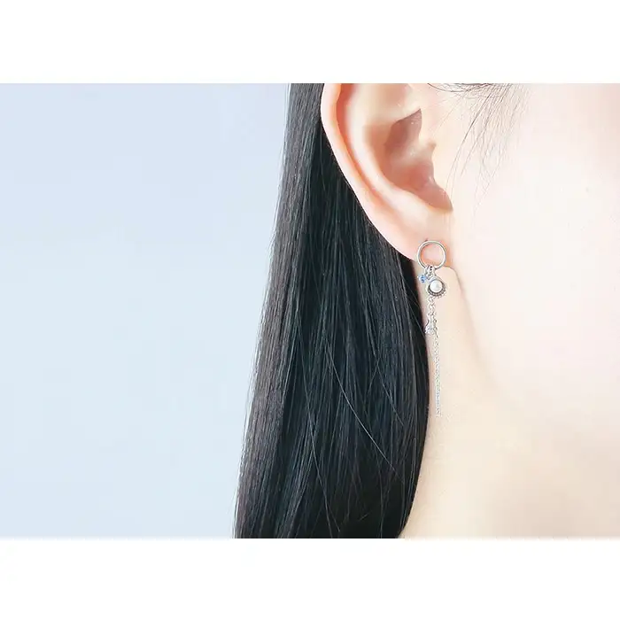CLUE - Starfish Pearl Silver Drop Earrings - Image 2