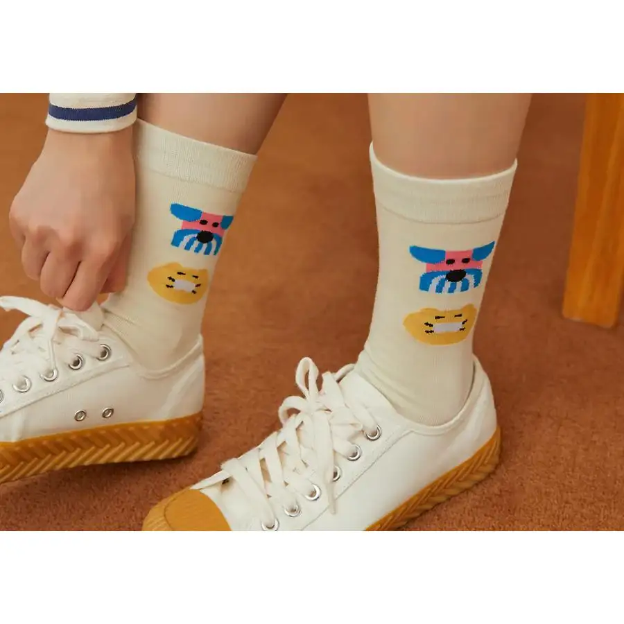 Daye Kim x Kakao Friends - Choonsik Ivory Socks - Image 4