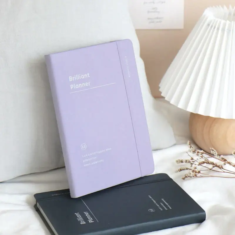 Iconic - 2023 Brilliant Weekly Planner - Image 5