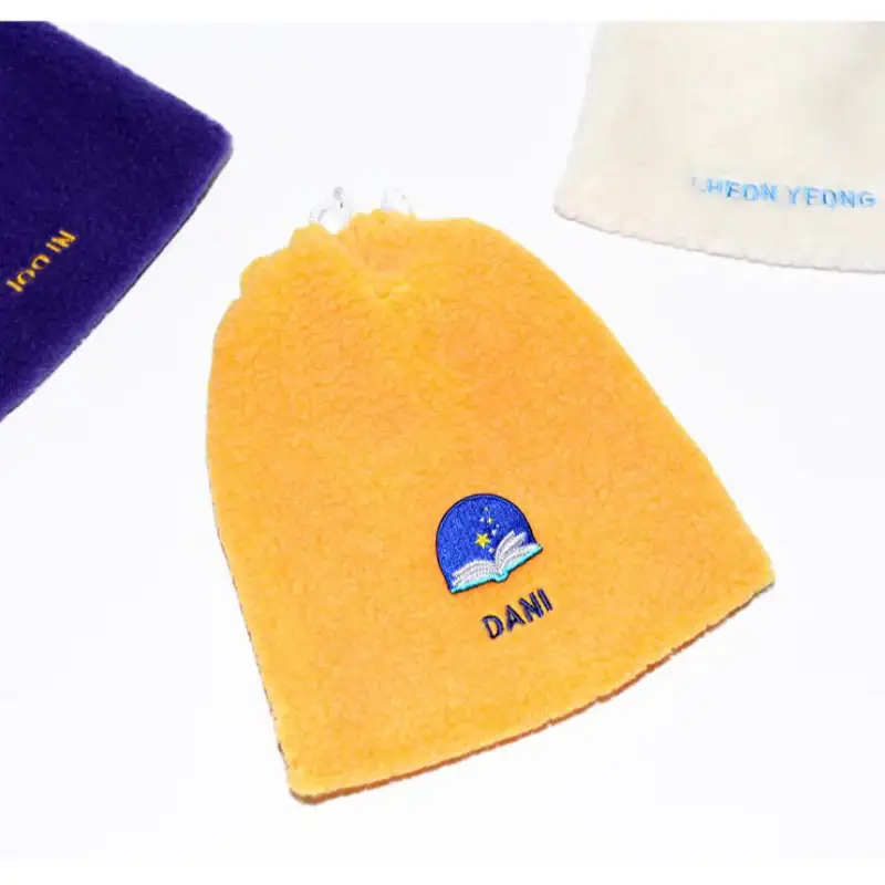 Inso's Law - Embroidery Brooch & Pouch Set Vol.1 - Image 3