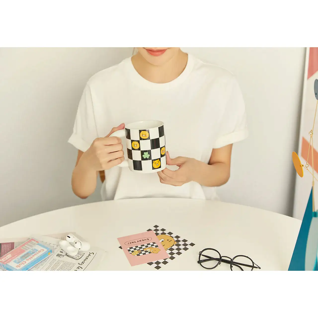 Kakao Friends - EveryYay Ryan & Choonsik Checkerboard Mug - Image 5