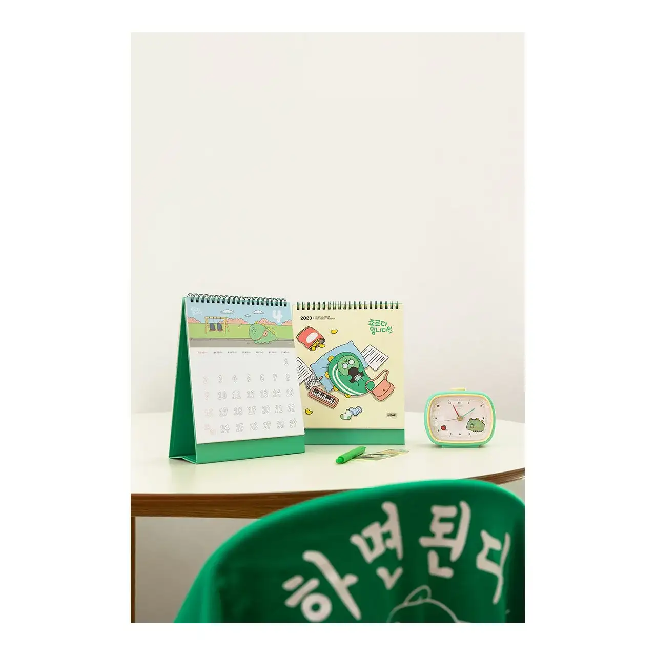 Kakao Friends - It's Jordy 2023 Desktop Calendar - Image 4