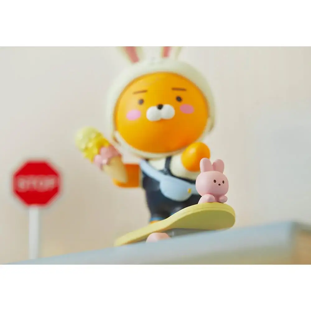 Kakao Friends - Little Ryan Skateboard Figure - Image 2