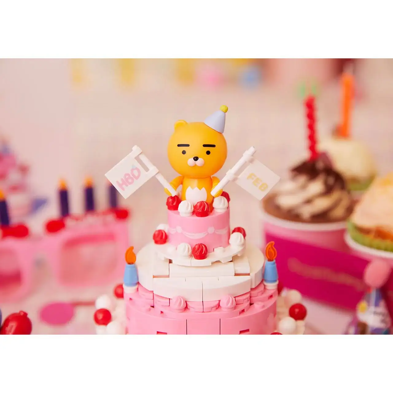 Kakao Friends - Ryan & Choonsik Cake Brick Figure - Image 2