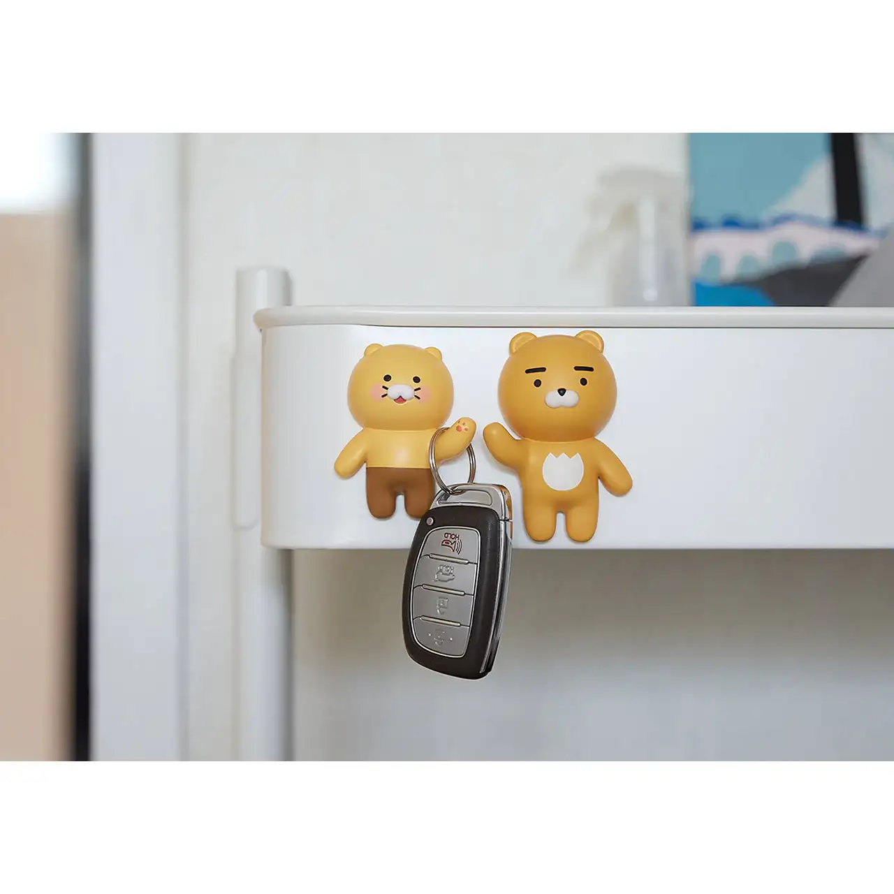 Kakao Friends - Ryan & Choonsik Magnet Mask Holder - Image 5