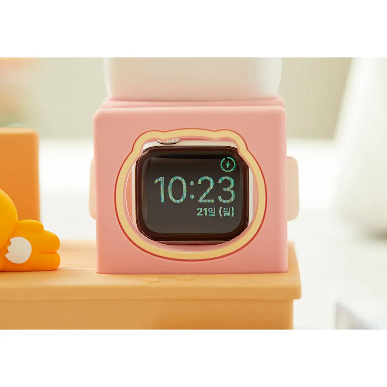 Kakao Friends - Ryan & Choonsik Triple Apple Charging Stand - Image 9