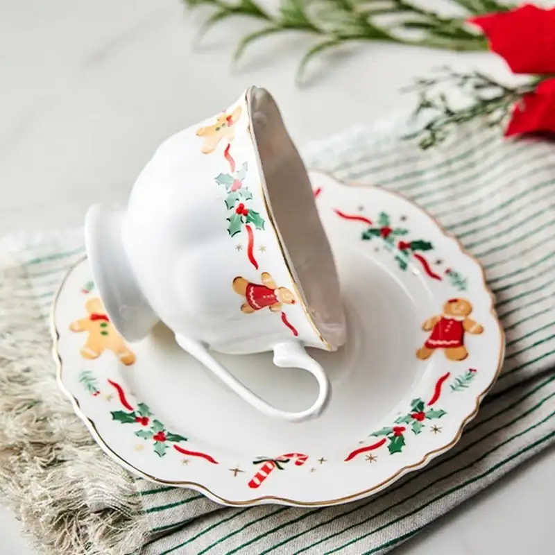 Korean Winter Story - Scallop Gold Rim Coffee Cup & Saucer Set