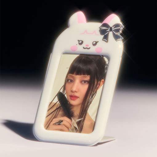 Line Friends - (G)I-DLE Minini PVC Photocard Holder Stand - Image 3