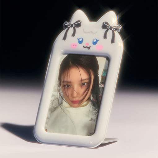 Line Friends - (G)I-DLE Minini PVC Photocard Holder Stand - Image 6