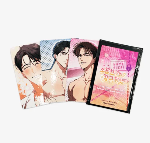 Locked Up With My Childhood Friend - The Secret Photocard Random Pack Vol. 1