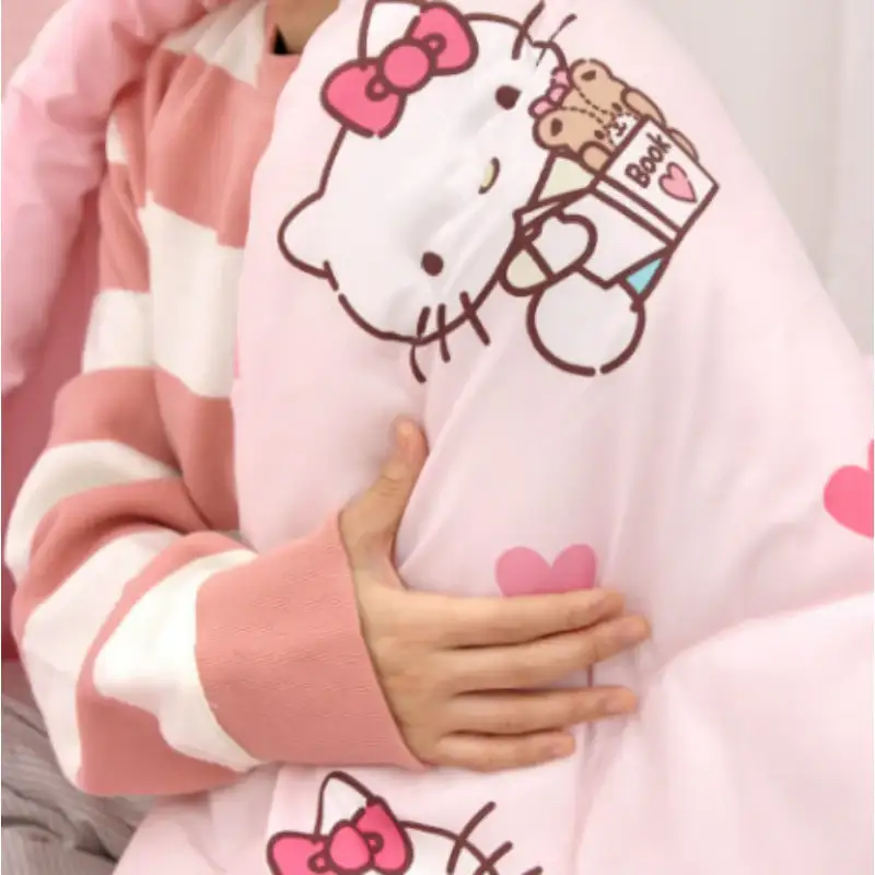 NARA HOME DECO X Sanrio - Hello Kitty Quilt Heart Up - Image 4