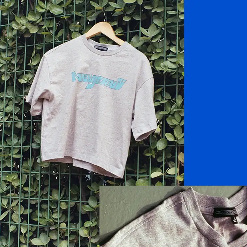 NewJeans - New Jeans - Crop Tee - Image 4