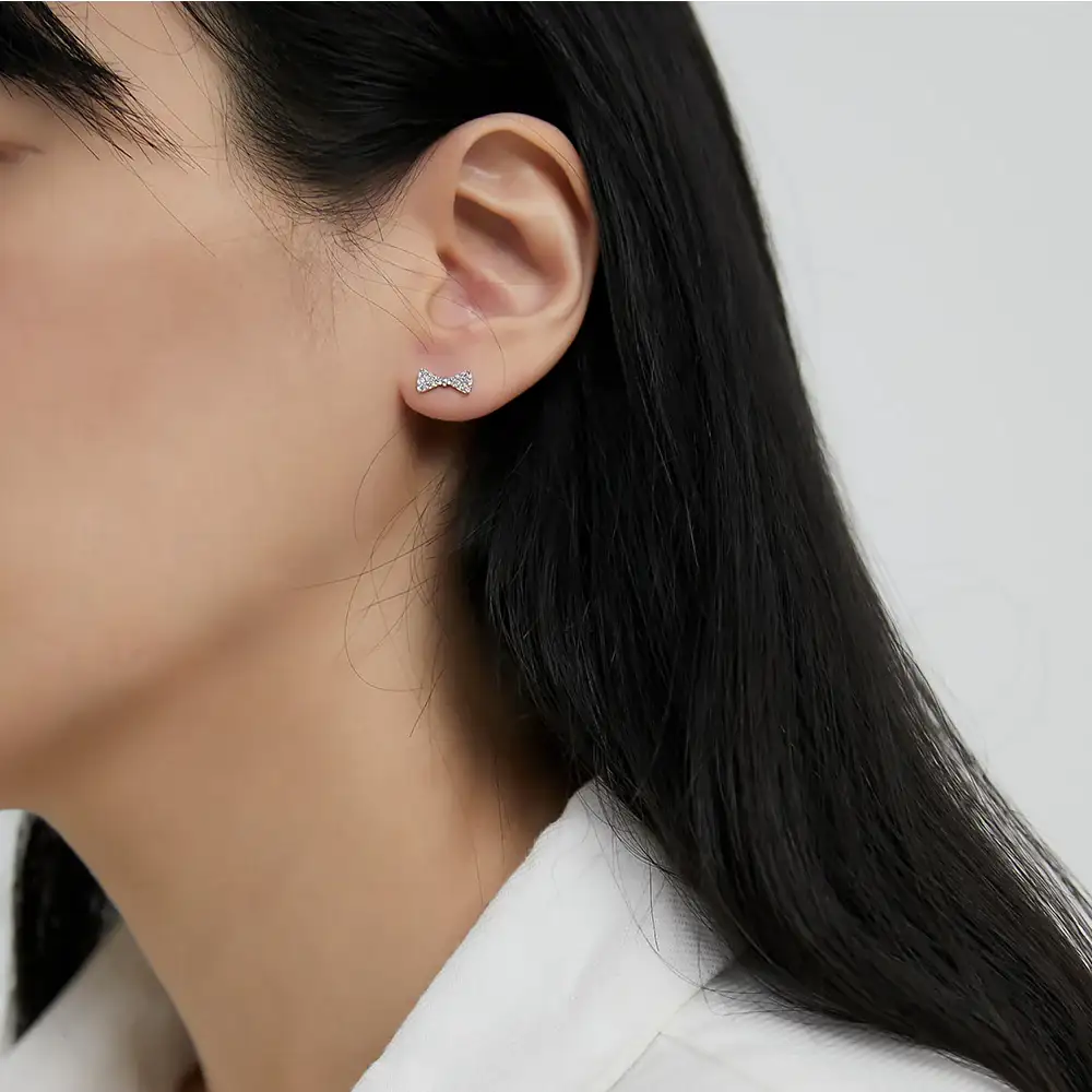 OST - Petite Silver Ribbon Earring - Image 2