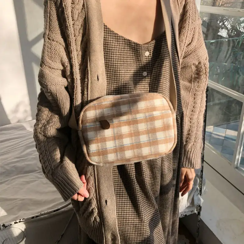 Ovuni - Cozy Mini Bag - Image 2