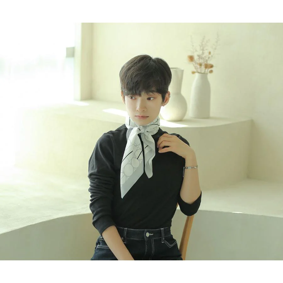 Prism Gray - Deung Gi-deok Kung Deoreoreore Jeongganbo Merchandise (tumblbug) - Image 9