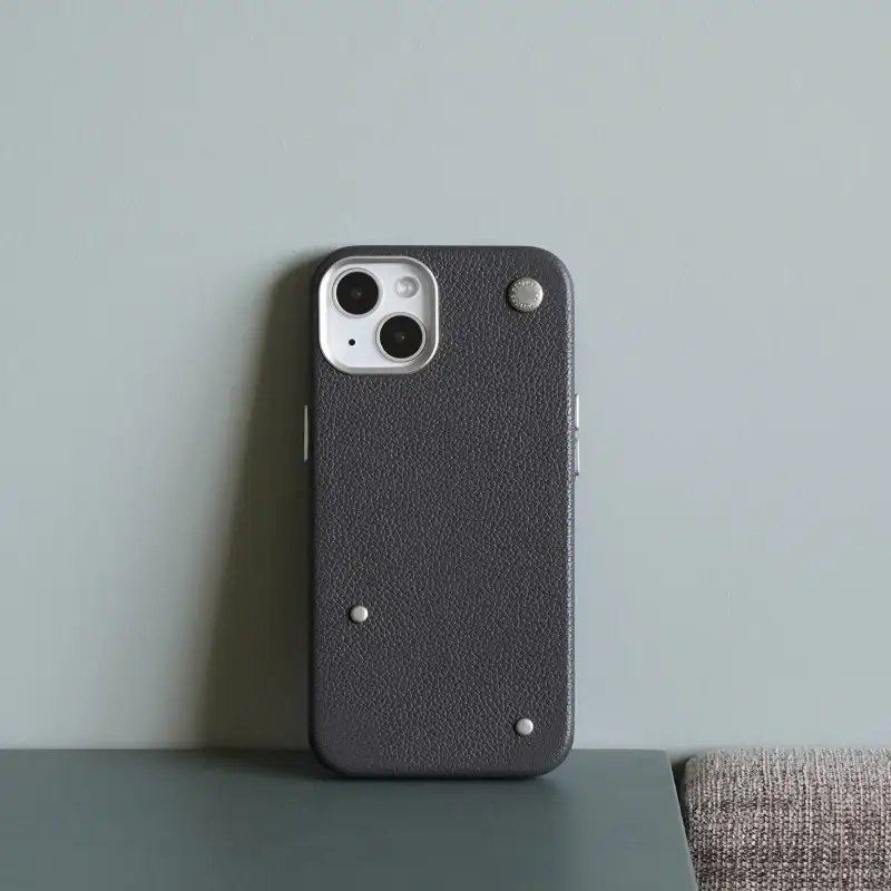 proper belongings - Round Studs Leather Case (iPhone) - Image 2