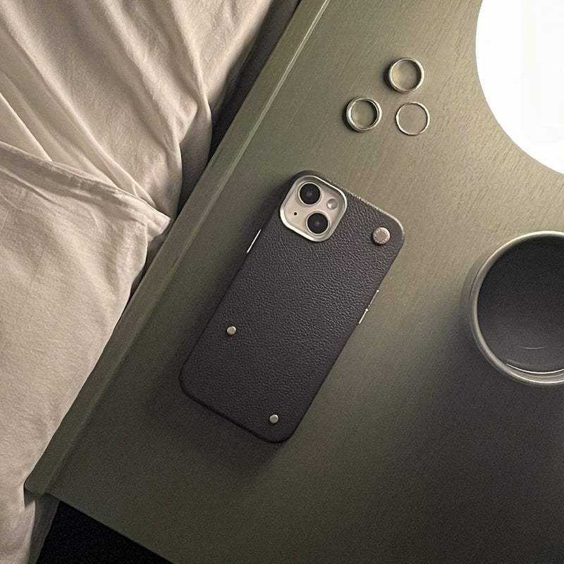 proper belongings - Round Studs Leather Case (iPhone) - Image 4