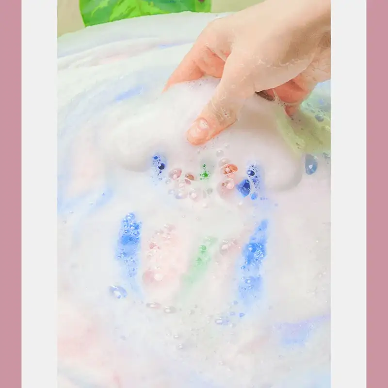 Seventeen - FML - Bath Bomb Set - Image 4