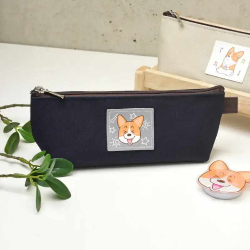 Welshcorgi Mr.Lee - Label Slim Pouch - Image 4