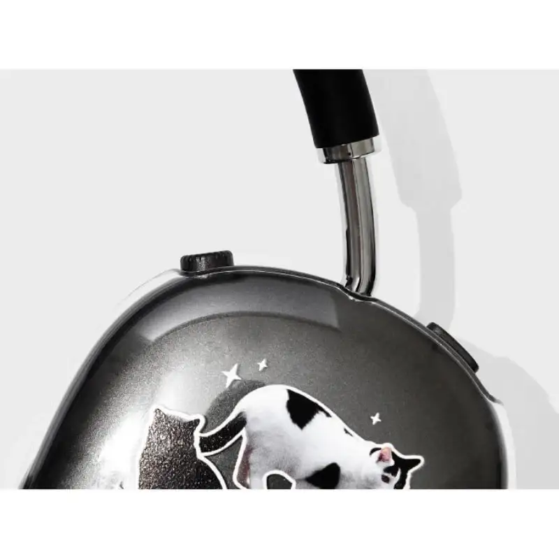 Wiggle Wiggle - AirPods Max Cover - Image 14
