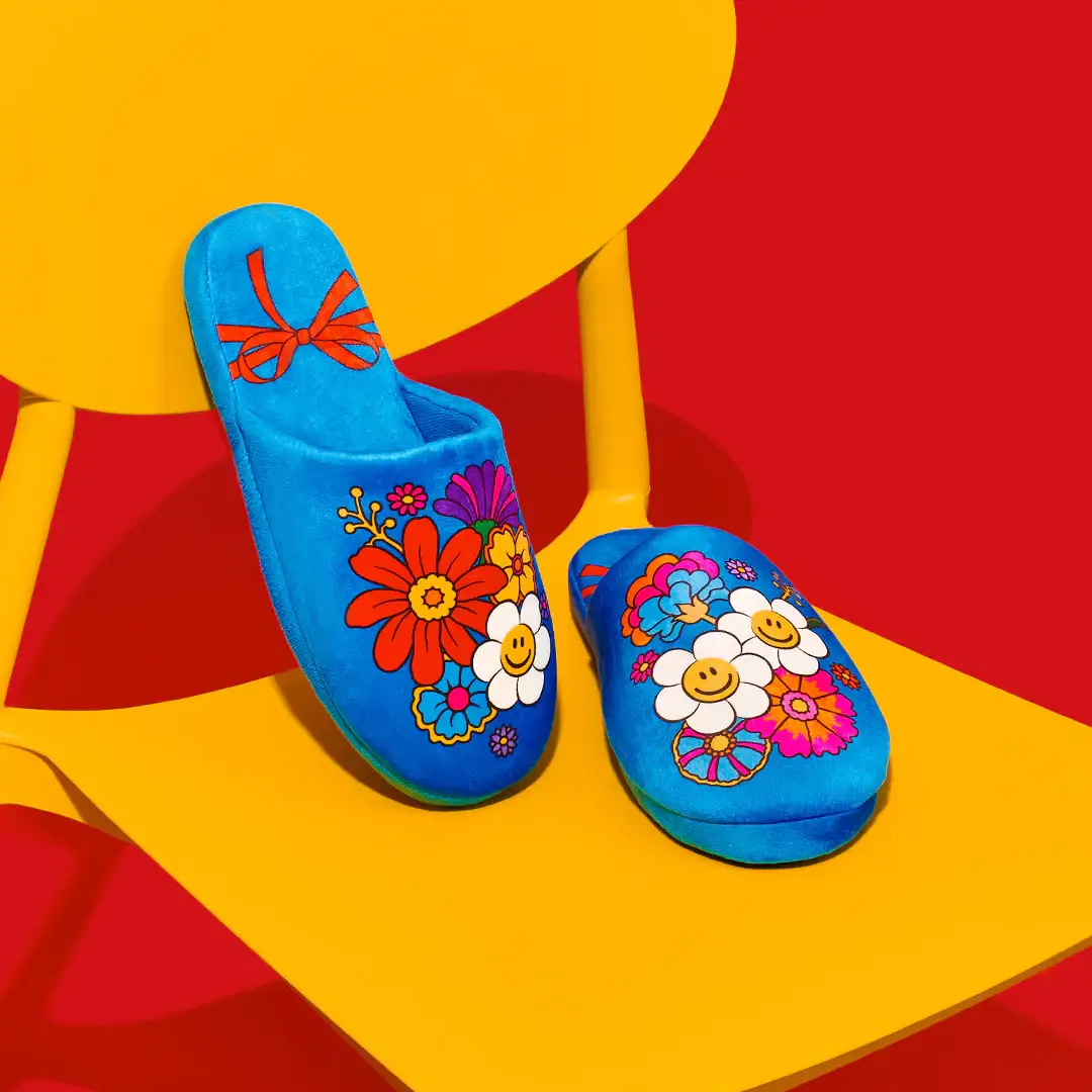 Wiggle Wiggle - Blooming Home Slippers - Image 5